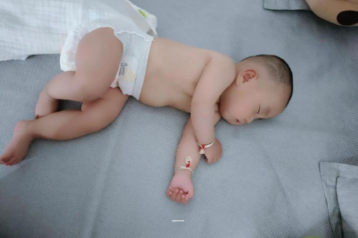 甘南4个月宝宝特点 甘南4个月宝宝特点